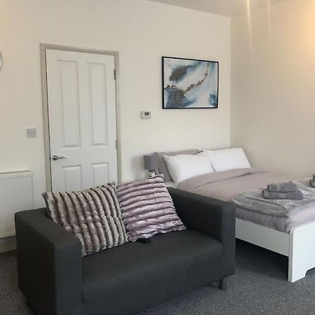 Newly Renovated Modern Studio Apartment Penzance Zewnętrze zdjęcie