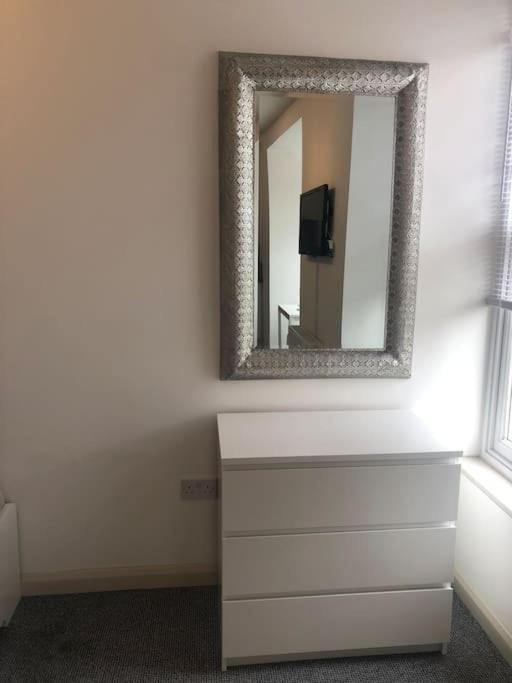 Newly Renovated Modern Studio Apartment Penzance Zewnętrze zdjęcie